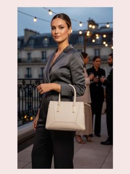 CrossKulture - Women Structured Handheld Handbag With Detachable Strap - White