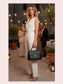 Black color option, Currently selected