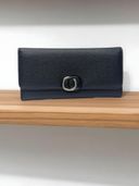 Black color option, Currently selected