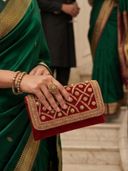 Red color option, Currently selected