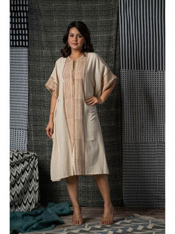 NAVYAS FASHION - Striped Handloom Khari Kaftan