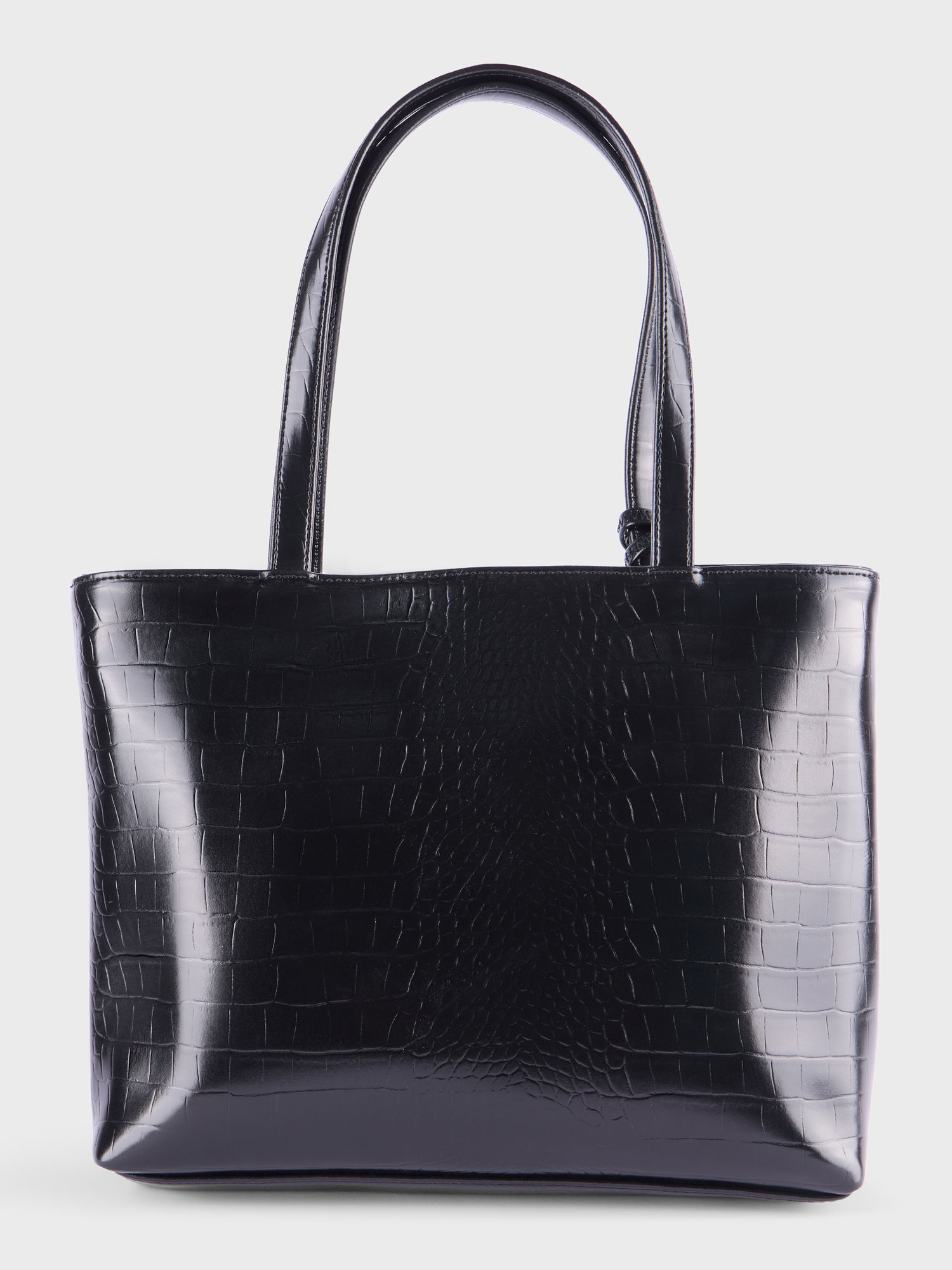 Buy IYKYK by Nykaa Fashion Black Croc Textured Oversized Everyday Buy IYKYK by Nykaa Fashion Black Croc Textured Oversized Everyday
