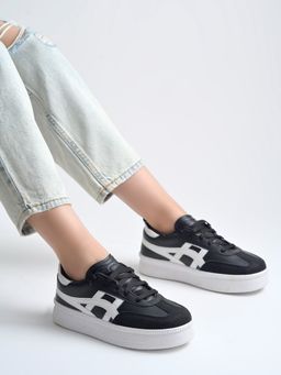 Shoetopia - Women Black Sneakers