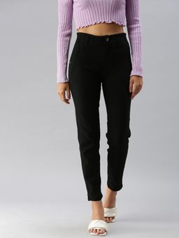 SHOWOFFFF - Women Clean Look Black Regular Fit Denim Jeans