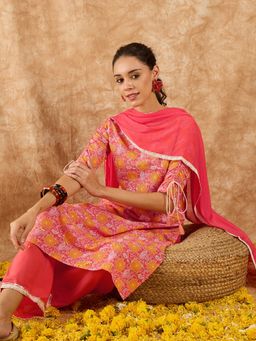 Indo Era - Pink Printed Boat Neck Kurta Pant with Dupatta