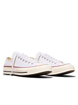 Converse - Unisex Chuck 70 Canvas Low Top Sneakers
