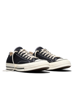 Converse - Unisex Chuck 70 Canvas Low Top Sneakers