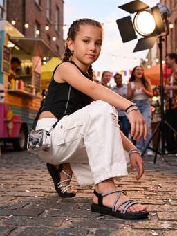 steprite - Girls Elastic Strap Sandal - Black
