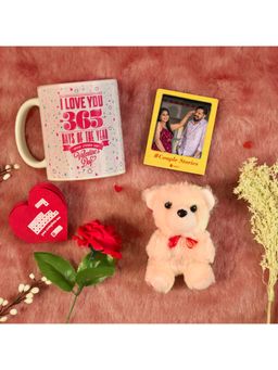 Indigifts - Valentine Gifts Ceramic Coffee Mug Heart Hanging Photo Magnet Multicolor