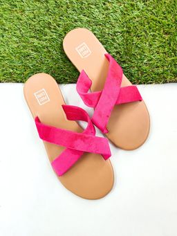 Postcard - Daisy Slip On Flats In Pink