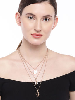 OOMPH - Gold Tone Multi Layered Sea Shell Charm Necklace