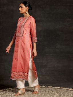 Libas - Peach Floral Printed Chanderi Silk Kurta with Lining