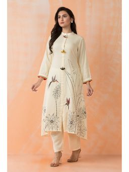 Sacred Suta - Off White Women Cotton Flex Kurta with Pant