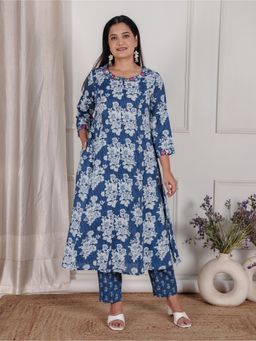 ARAMYA - Blue Women Kantha Cotton A-Line Floral Print Kurta with Pant