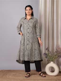 ARAMYA - Grey Women Soft Cotton High Low Ethnic Print Kurta with Pant
