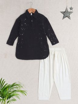 The Magic Wand - Boys Black Embellished Kurta with Pyjama (Set of 2)