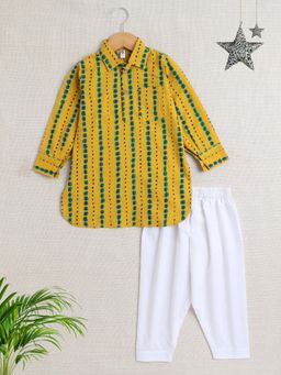 The Magic Wand - Boys Mustard Printed Kurta with Pyjama (Set of 2)