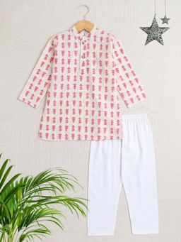 The Magic Wand - Boys Pink Printed Kurta with Pyjama (Set of 2)