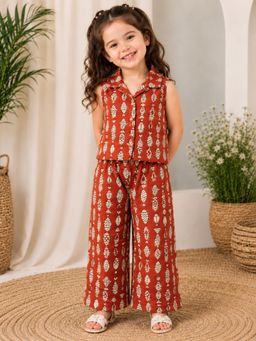 VASTRARTH - Girls Sleeveless Printed Co-Ord Set - Rust