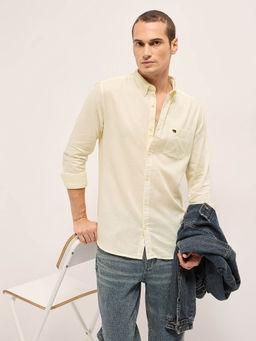 The Bear House - Men Cream Solid Cotton Linen Slim Fit Casual Shirt