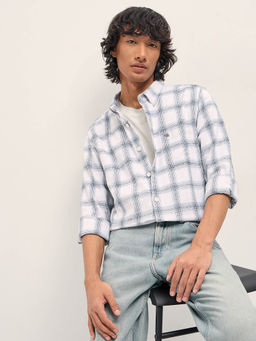 The Bear House - Men White Cotton Checked Flannel Slim Fit Casual Shirt