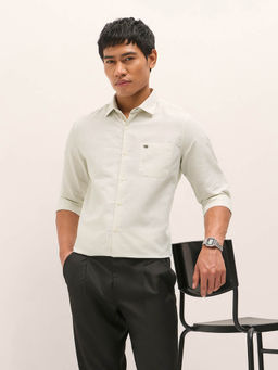 The Bear House - Men Green Woven Design Tailored Fit Formal Shirt