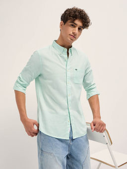 The Bear House - Men Green Solid Cotton Linen Slim Fit Casual Shirt