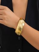 Gold color option, Currently selected