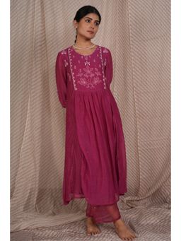 PANTS AND PAJAMAS - Berry Chikan Chanderi Mul Kurta & Cotton Silk Pant (Set of 2)