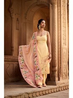 Saanjh by Lea - Shahida Yellow and Blush Chanderi Kurta with Pant and Dupatta