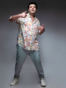 Instafab Plus - Men's Multi-Color Flowing Vines Shirt