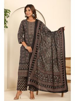 Do Dhaage - Ajrakh Printed Black Cotton Kurta & Pant with Dupatta (Set of 3)