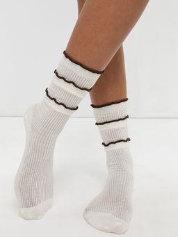 Pomelo - Layered Lettuce-Edge Contrast-Trim Socks - Cream