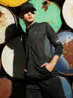 Campus Sutra - Mens Black Heathered Activewear Jacket with Contrast Detail