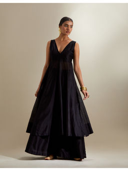 Vinusto - Black Plunge Neck Stylise Chanderi Kurta with Cotton Palazzo