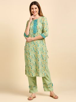 Anubhutee - Women Green Printed Kurta with Trousers (Set of 2)