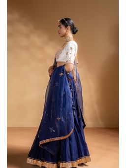 Baise Gaba - Kiran Blouse And Lehenga With Dupatta