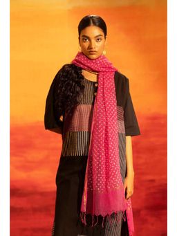 Banana Labs - Women Illume Rivet Pink Kota-Doria Dupatta