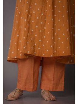 The Indian Ethnic Co. - Yashi Yellow Solid Slub Cotton Straight Pant