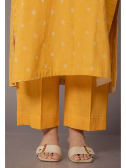 The Indian Ethnic Co. - Yashi Yellow Solid Slub Cotton Straight Pant