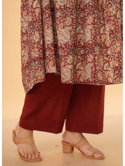 The Indian Ethnic Co. - Yashi Red Solid Slub Cotton Straight Pant