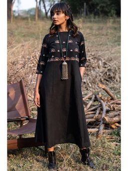 Okhai - Caviar' Hand Embroidered Pure Cotton Dress