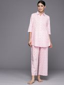 Pink color option, Currently selected
