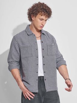 HIGHLANDER - Men Grey Self Design Oversized Fit Collar Neck Casual Shirt