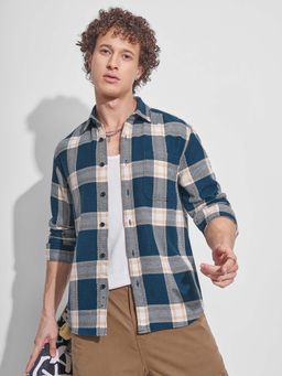 HIGHLANDER - Men Blue Checks Relaxed Fit Collar Neck Casual Shirt