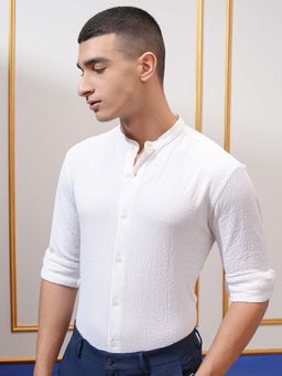 HIGHLANDER - Men White Textured Regular Fit Mandarin Neck Formal Shirt