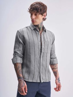 HIGHLANDER - Men Grey Stripes Relaxed Fit Collar Neck Casual Shirt