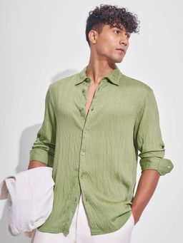 HIGHLANDER - Men Green Textured Relaxed Fit Collar Neck Casual Shirt