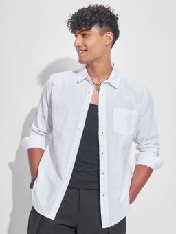 HIGHLANDER - Men White Textured Slim Fit Collar Neck Casual Shirt