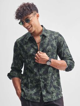 HIGHLANDER - Men Green Floral Slim Fit Collar Neck Casual Shirt